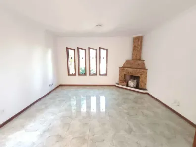 Casa de Condomínio com 3 Quartos para alugar, 300m² no Aparecidinha, Sorocaba