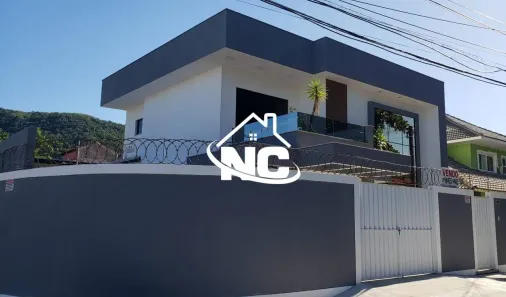 Casa com 4 Quartos para alugar, 175m² no Piratininga, Niterói