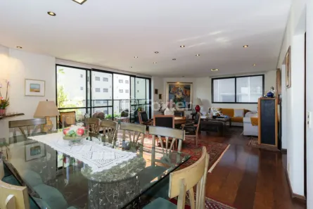 Apartamento com 4 Quartos à venda, 230m² no Cerqueira César, São Paulo
