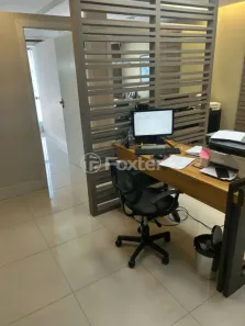 Sala Comercial à venda, 45m² no Azenha, Porto Alegre