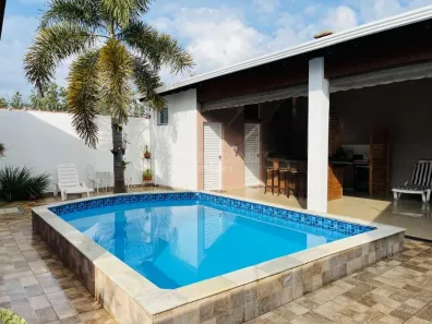 Casa com 3 Quartos para venda ou aluguel, 194m² no Jardim Botânico, Araraquara