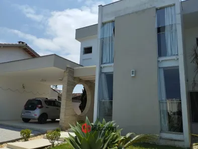 Sobrado com 4 Quartos à venda, 211m² no , Balneário Piçarras