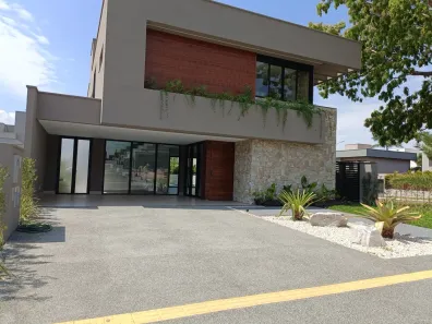 Casa de Condomínio com 5 Quartos à venda, 354m² no Residencial Goiânia Golfe Clube, Goiânia