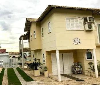 Casa de Condomínio com 3 Quartos à venda, 385m² no Itaipu, Niterói