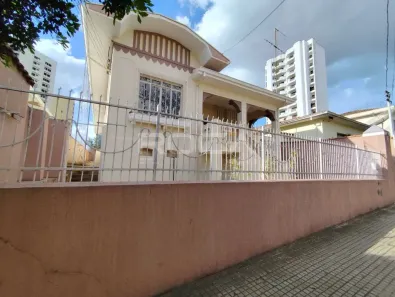 Prédio Comercial com 5 Quartos à venda, 240m² no Centro, São Carlos