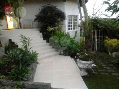 Casa de Condomínio com 4 Quartos à venda, 365m² no Badu, Niterói