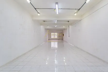 Imóvel Comercial para alugar, 400m² no Vila Uberabinha, São Paulo