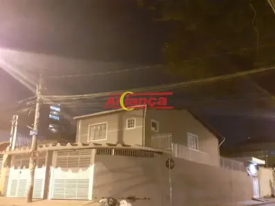 Casa com 4 Quartos à venda, 250m² no Camargos, Guarulhos