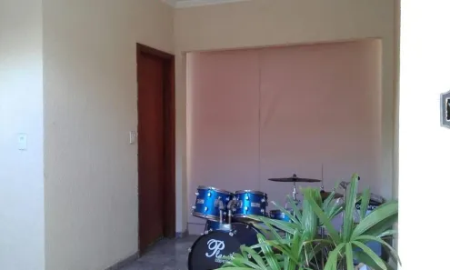 Casa com 3 Quartos para alugar, 250m² no Alto Cafezal, Marília