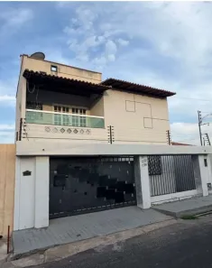Sobrado com 4 Quartos à venda, 192m² no Mocambinho, Teresina