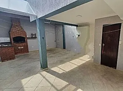 Sobrado com 3 Quartos à venda, 184m² no Parque Jaçatuba, Santo André