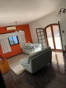 Casa com 2 Quartos à venda, 13260m² no Jardim Jacinto, Jacareí