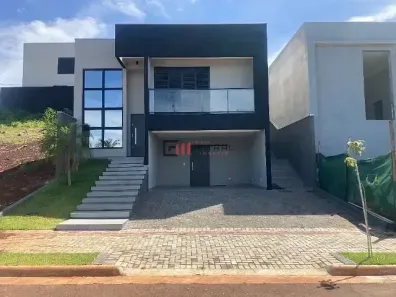 Casa com 3 Quartos para alugar, 149m² no Gleba Simon Frazer, Londrina