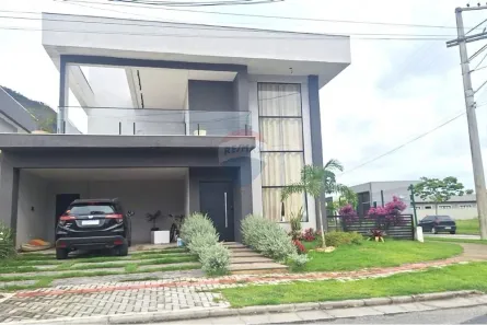 Casa de Condomínio com 4 Quartos à venda, 240m² no Inoã (Inoã), Maricá