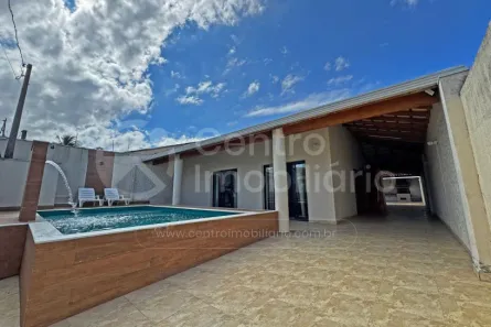 Casa com 3 Quartos à venda, 174m² no , Peruíbe