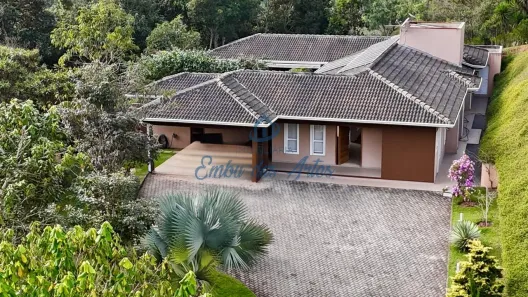 Casa de Condomínio com 3 Quartos à venda, 278m² no Jardim Itatiaia, Embu das Artes
