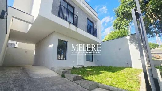 Sobrado com 3 Quartos à venda, 105m² no Uberaba, Curitiba
