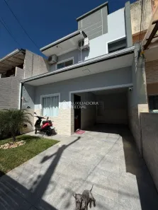 Sobrado com 2 Quartos à venda, 115m² no Forquilhas, São José