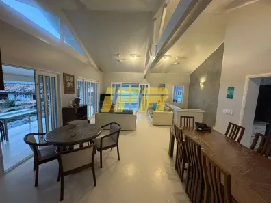 Imóvel Comercial com 4 Quartos à venda, 340m² no Santa Rita, Ubatuba
