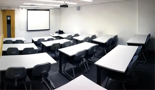 Sala Comercial para alugar, 227m² no Liberdade, São Paulo