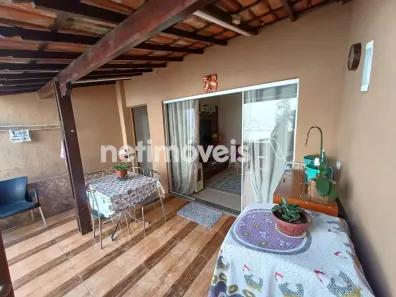 Casa com 3 Quartos à venda, 180m² no Confisco, Belo Horizonte