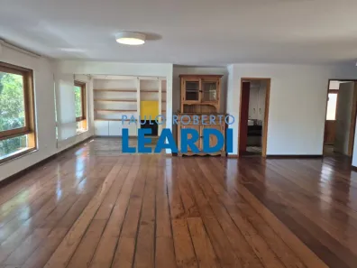 Casa com 3 Quartos à venda, 492m² no Vila Madalena, São Paulo