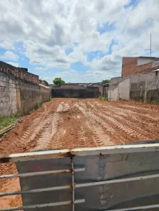 Lote/Terreno à venda, 300m² no Jardim Colonial, São José dos Campos