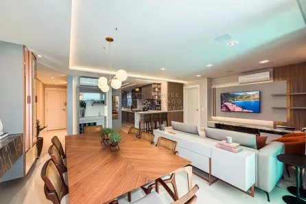 Apartamento com 3 Quartos à venda, 210m² no Ahú, Curitiba