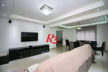 Sobrado com 4 Quartos à venda, 237m² no José Menino, Santos