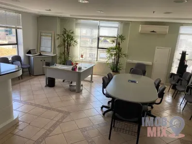 Sala Comercial à venda, 84m² no Auxiliadora, Porto Alegre