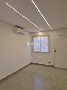 Casa de Condomínio com 4 Quartos à venda, 150m² no Morada da Colina, Uberlândia
