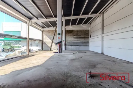 Ponto Comercial para alugar, 80m² no Sarandi, Porto Alegre