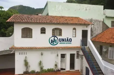 Casa com 5 Quartos à venda, 220m² no São Francisco, Niterói