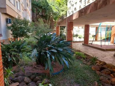 Apartamento com 2 Quartos à venda, 84m² no Vila Assunção, Porto Alegre