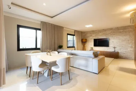 Sobrado com 4 Quartos à venda, 317m² no Jardim Itália, Cuiabá