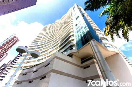 Apartamento com 2 Quartos para alugar, 70m² no Meireles, Fortaleza