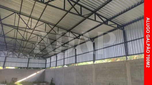 Galpão/Depósito/Armazém para alugar, 700m² no Barra de Guaratiba, Rio de Janeiro