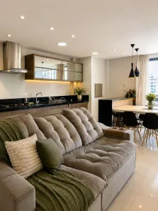 Apartamento com 3 Quartos para alugar, 118m² no Centro, Balneário Camboriú