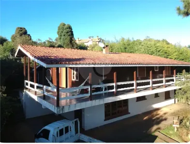 Casa com 5 Quartos à venda, 305m² no Vila Natal, Campos do Jordão