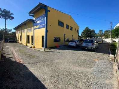 Galpão/Depósito/Armazém com 3 Quartos à venda, 725m² no Zacarias, São José dos Pinhais