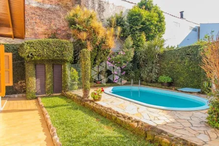 Casa com 3 Quartos à venda, 246m² no Partenon, Porto Alegre