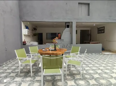 Prédio Comercial com 2 Quartos à venda, 330m² no Buquirinha, São José dos Campos