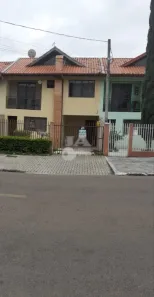 Sobrado com 3 Quartos para alugar, 110m² no Capão Raso, Curitiba
