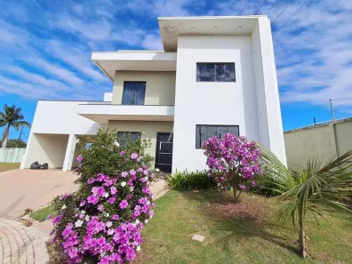 Sobrado com 6 Quartos para alugar, 274m² no Cataratas, Cascavel