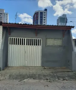 Casa com 3 Quartos à venda, 93m² no Lagoa Nova, Natal