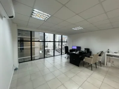 Sala Comercial à venda, 41m² no Centro, Florianópolis