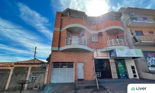 Sobrado com 6 Quartos para alugar, 422m² no Setor Oeste, Rio Verde