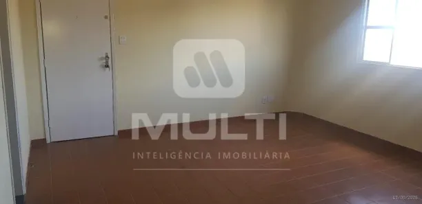 Apartamento com 3 Quartos à venda, 80m² no Presidente Roosevelt, Uberlândia
