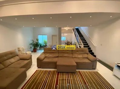 Sobrado com 4 Quartos à venda, 220m² no Baeta Neves, São Bernardo do Campo
