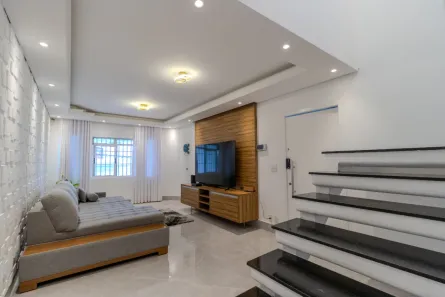 Casa com 4 Quartos à venda, 210m² no Centro, Diadema